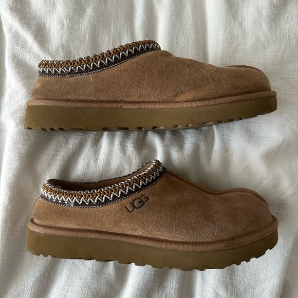 Ugg Tasman - 9 - Picture 1 of 3